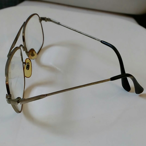 Glasses - Picture 3 of 3